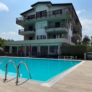 Alexandra 3* Sirmione